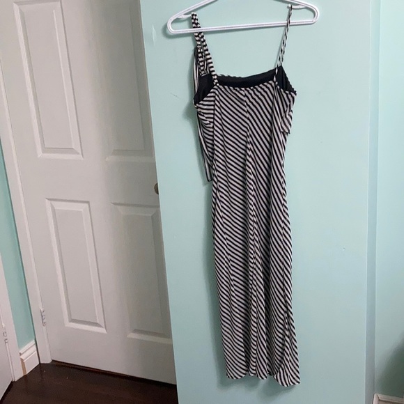 Women’s small Forever 21 dress - Picture 3 of 6